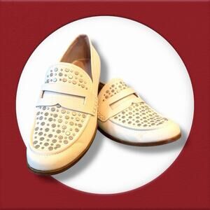 Pour La Victoire Lavis Eggshell Leather Studded Loafers Size 7.5